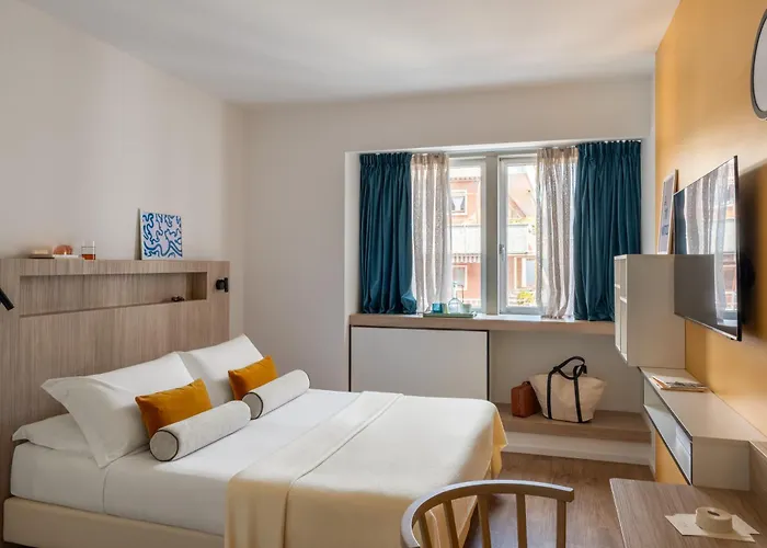 Colombo Hotel 4*